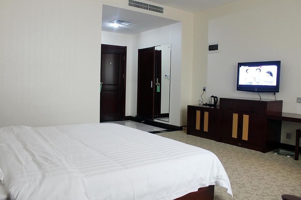 China Rushan Champs Elysees Hotel Shandong Εξωτερικό φωτογραφία